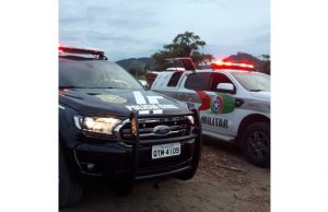 Em Imbituba e Paulo Lopes, polícia prende 4 pessoas por tráfico em 5 casas