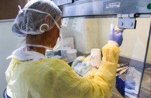 Coronavírus em SC: Lacen recebe cinco mil kits de extração para testes