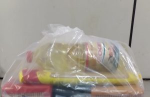 Cestas básicas são distribuídas para famílias em vulnerabilidade social de Laguna