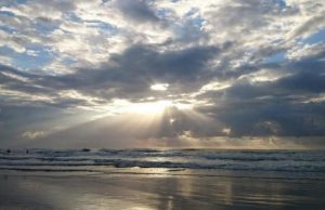 Segunda-feira terá sol entre nuvens e temperaturas mais agradáveis em SC