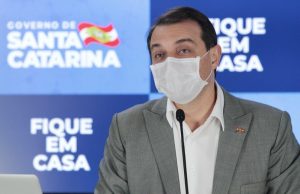 Governador Carlos Moisés testa positivo para novo coronavírus