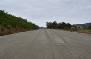 Ruas do parque empresarial de Tubarão começam a receber base para asfalto