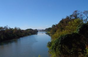 Semana inicia com sol e calor, mas tempo muda a partir desta terça-feira