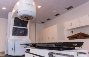HNSC recebe equipamento de Radioterapia do Ministério da Saúde