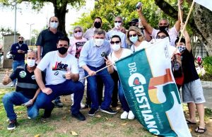 Dr. Cristiano intensifica caminhadas nesta reta final de campanha