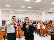 Luciane Tokarski, única vereadora eleita em Tubarão, agradece eleitores e apoio de evangélicos