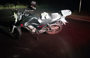 Motociclista de 34 anos que se acidentou na Ivane Fretta Moreira, morre no hospital