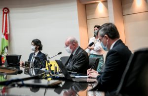 Retomada do crescimento do Estado depende da vacina, diz secretário