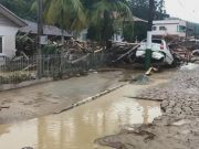 7 morrem e 3 estão desaparecidos após passagem de temporal no Alto Vale do Itajaí