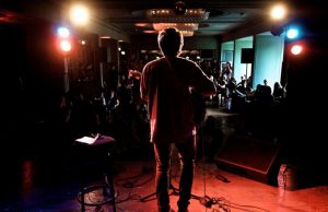 Prefeito de Laguna proíbe festas, aglomerações e apresentações musicais