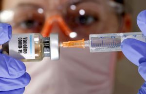 Covid-19: Reino Unido começa a vacinar população na próxima semana