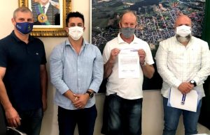 2021 inicia com assinatura de ordens de serviços em Braço do Norte