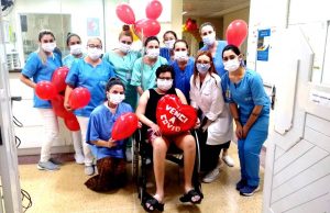 Vídeo: Menino de 12 anos, de Tubarão, vence a covid-19 e recebe alta do HNSC após 44 dias