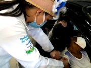 Idosos com mais de 90 anos começam a ser vacinados em Tubarão