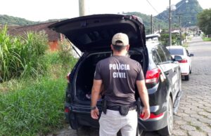 Laguna é alvo de megaoperação da PC deflagrada em 8 cidades de SC