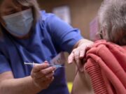 Laguna amplia vacinação para idosos a partir de 77 anos