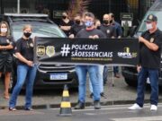 Policiais civis de Tubarão participam de ato estadual alertando casos de Covid