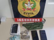 Traficante é preso em Jaguaruna com drogas e R$ 10 mil