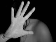 Namorado impede mulher de ser estuprada após ouvir gritos de socorro