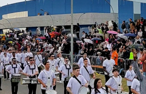 Público comparece em peso ao desfile cívico em Tubarão