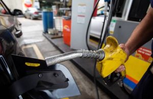 Preço médio da gasolina chega a R$ 4,99 nos postos de combustíveis em Tubarão, diz Procon