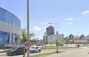 Homem invade obra e tenta contra vida de funcionários em Tubarão