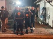 CRUELDADE: Homem tenta matar criança autista de 2 anos e mãe impede o pior em SC