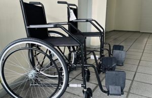 Campanha com lacres doa cadeiras de rodas para Secretaria de Assistência Social de Tubarão