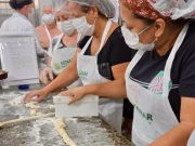 Mulheres aprendem a fazer massas artesanais e ampliam oportunidades com curso em Tubarão