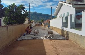 Começa a pavimentação na Rua Esperança com recursos do Finisa
