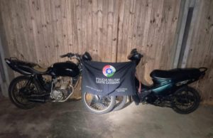 PM prende acusado de assalto a mão armada e aprende motocicletas adulteradas no Arroio do silva