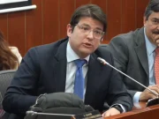 Morre Miguel Uribe, pré-candidato baleado na Colômbia, aos 39 anos