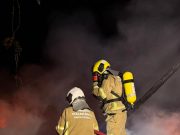 INCÊNDIO DESTRÓI GALPÃO EM SANTA CRUZ, TREZE DE MAIO