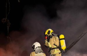 INCÊNDIO DESTRÓI GALPÃO EM SANTA CRUZ, TREZE DE MAIO